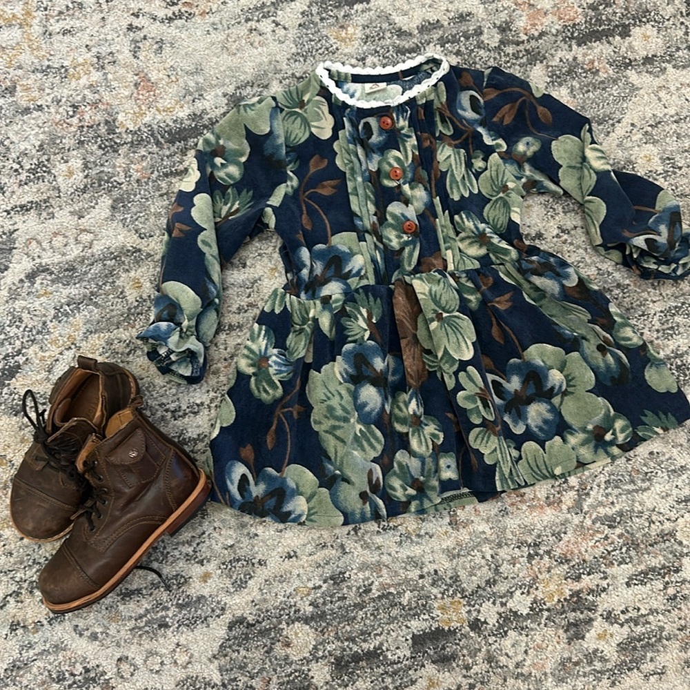 Corduroy Dress girl 5t (Only Dress)